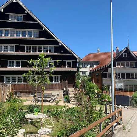 Gemuetliches Chalet-zimmer In Swiss Historic Holidays Rosalie *