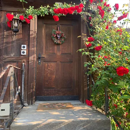 Privat bolig Gemuetliches Chalet-zimmer In Swiss Historic Holidays Rosalie Brunnadern